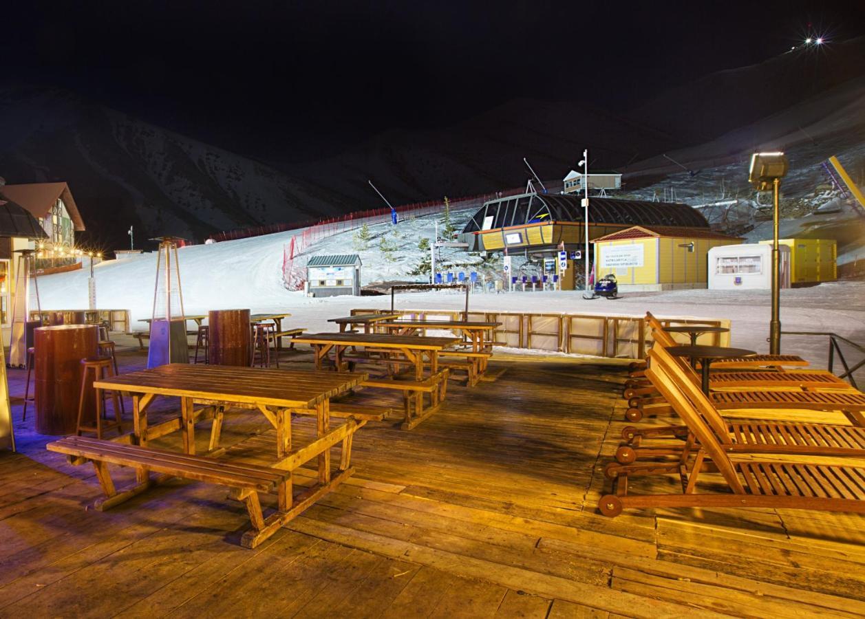 Dedeman Palandoken Resort Hotel Erzurum Exterior foto